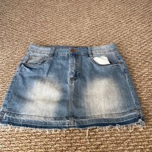 Dollhouse Jean denim skirt